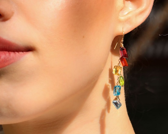 احجار كريمة