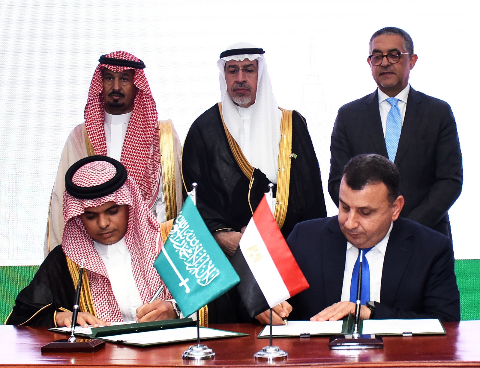 cb567514-551c-4bca-be46-2df296aa2592