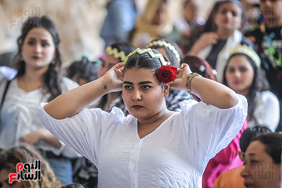 بهجة السعف وأصوات الأجراس (46)