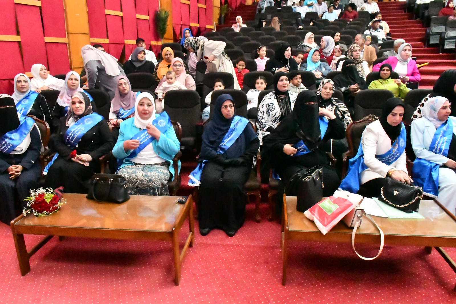 الامهات المكرمات