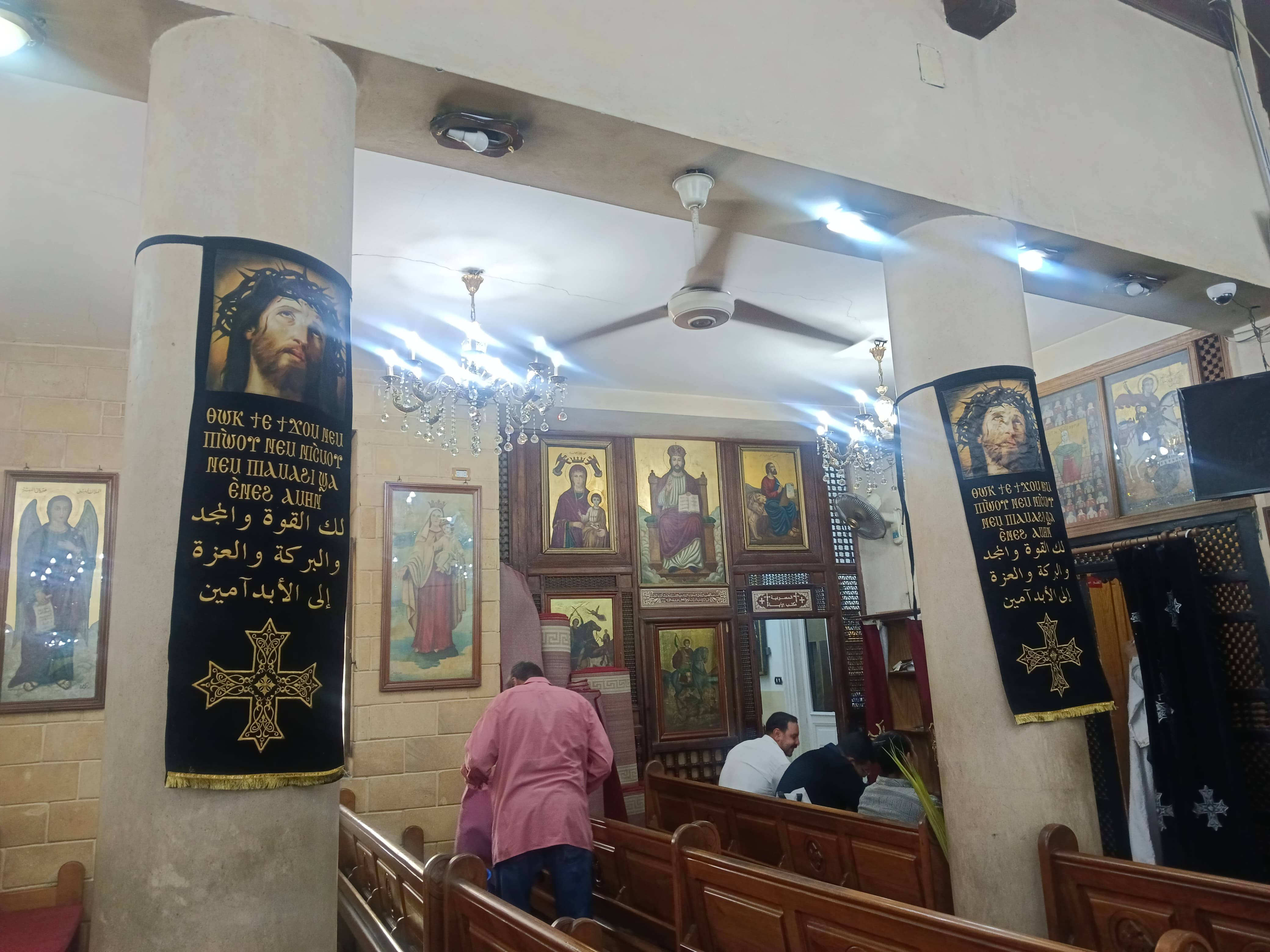 كنيسة العذراء بحارة زويلة تحتفل بأحد السعف كنيسة العذراء بحارة زويلة تحتفل بأحد السعف