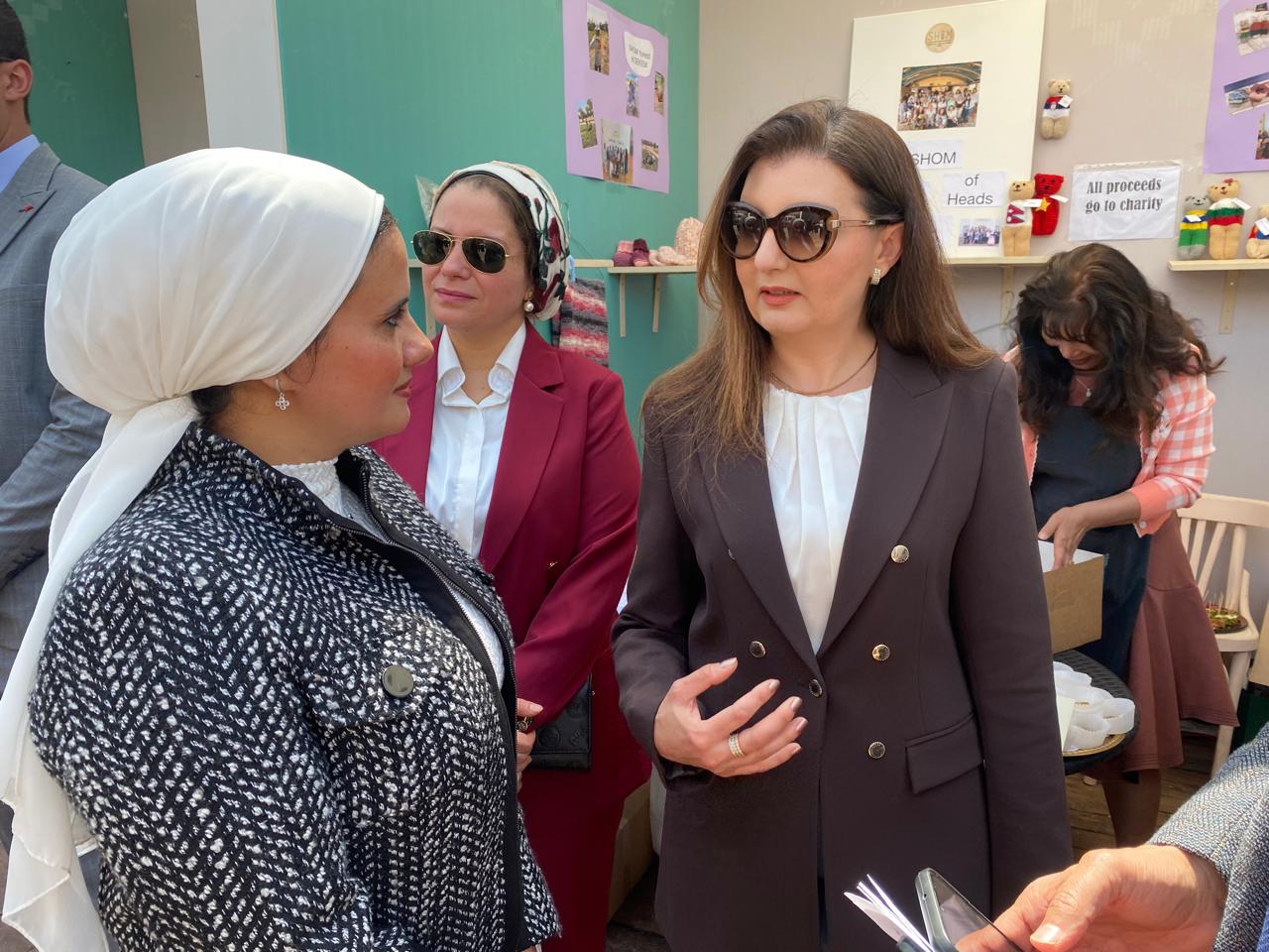 الزميلة أسماء نصار مع نجلاء عبد السلام زوجة وزير الخارجية والهجرة وشئون المصريين بالخارج الزميلة أسماء نصار مع نجلاء عبد السلام زوجة وزير الخارجية والهجرة وشئون المصريين بالخارج