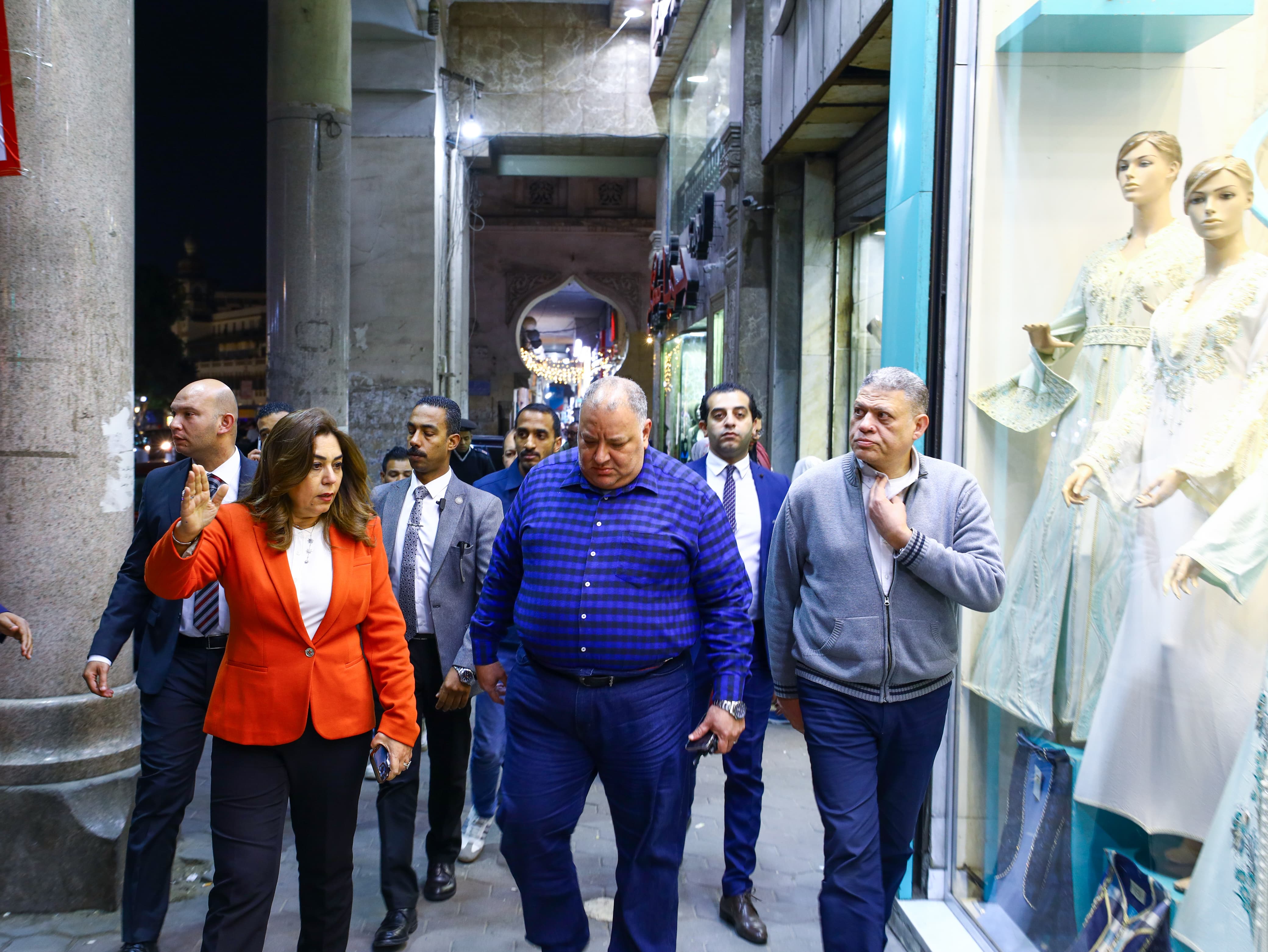 جولة وزيرة التنمية المحلية المفاجئة فى مصر الجديدة جولة وزيرة التنمية المحلية المفاجئة فى مصر الجديدة