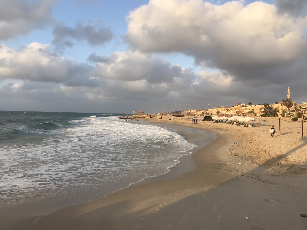 شاطئ مدينة العريش