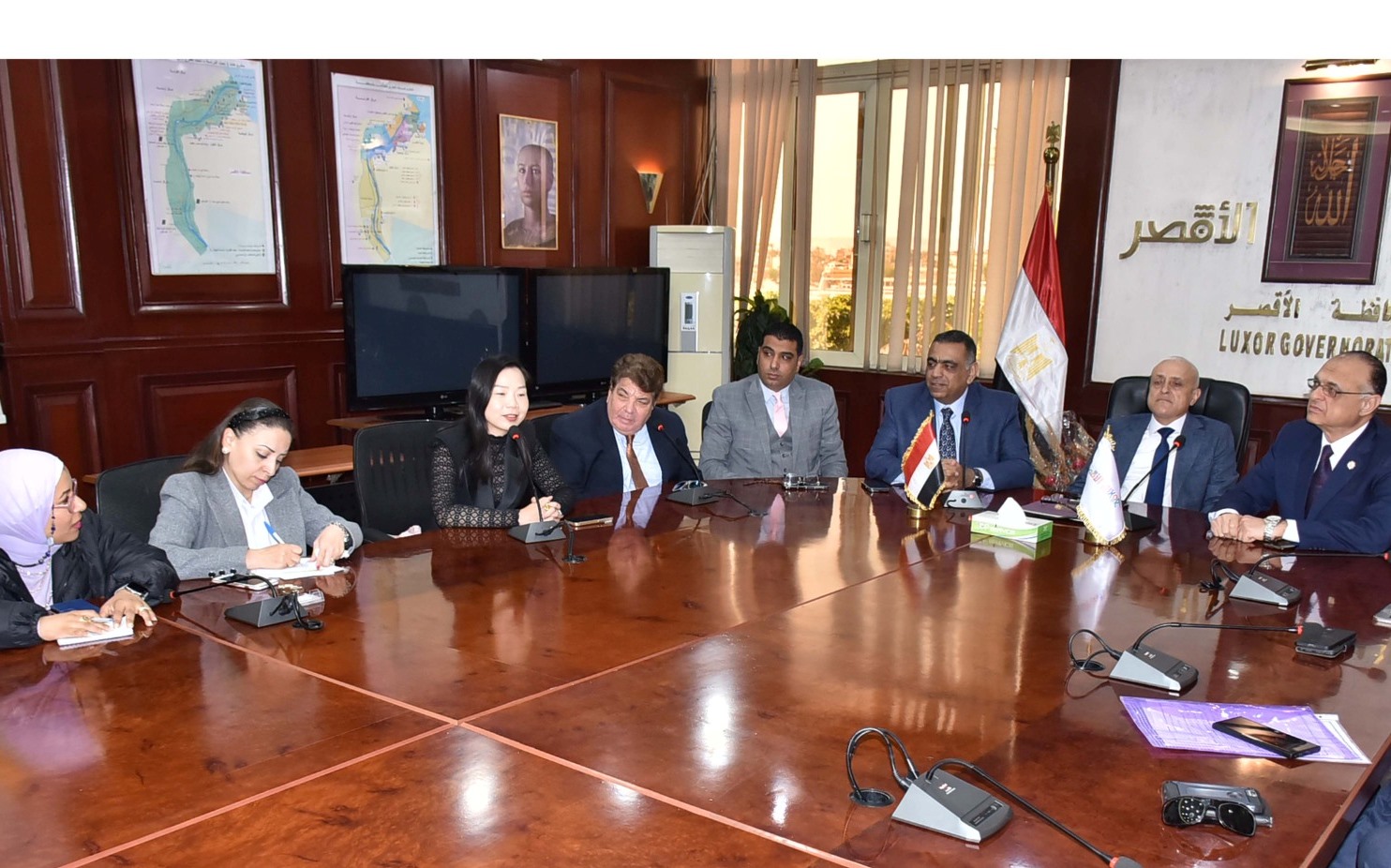 مؤتمر عن فوز الأقصر بجائزة اختيارها عاصمة الثقافة والتراث والتاريخ مؤتمر عن فوز الأقصر بجائزة اختيارها عاصمة الثقافة والتراث والتاريخ