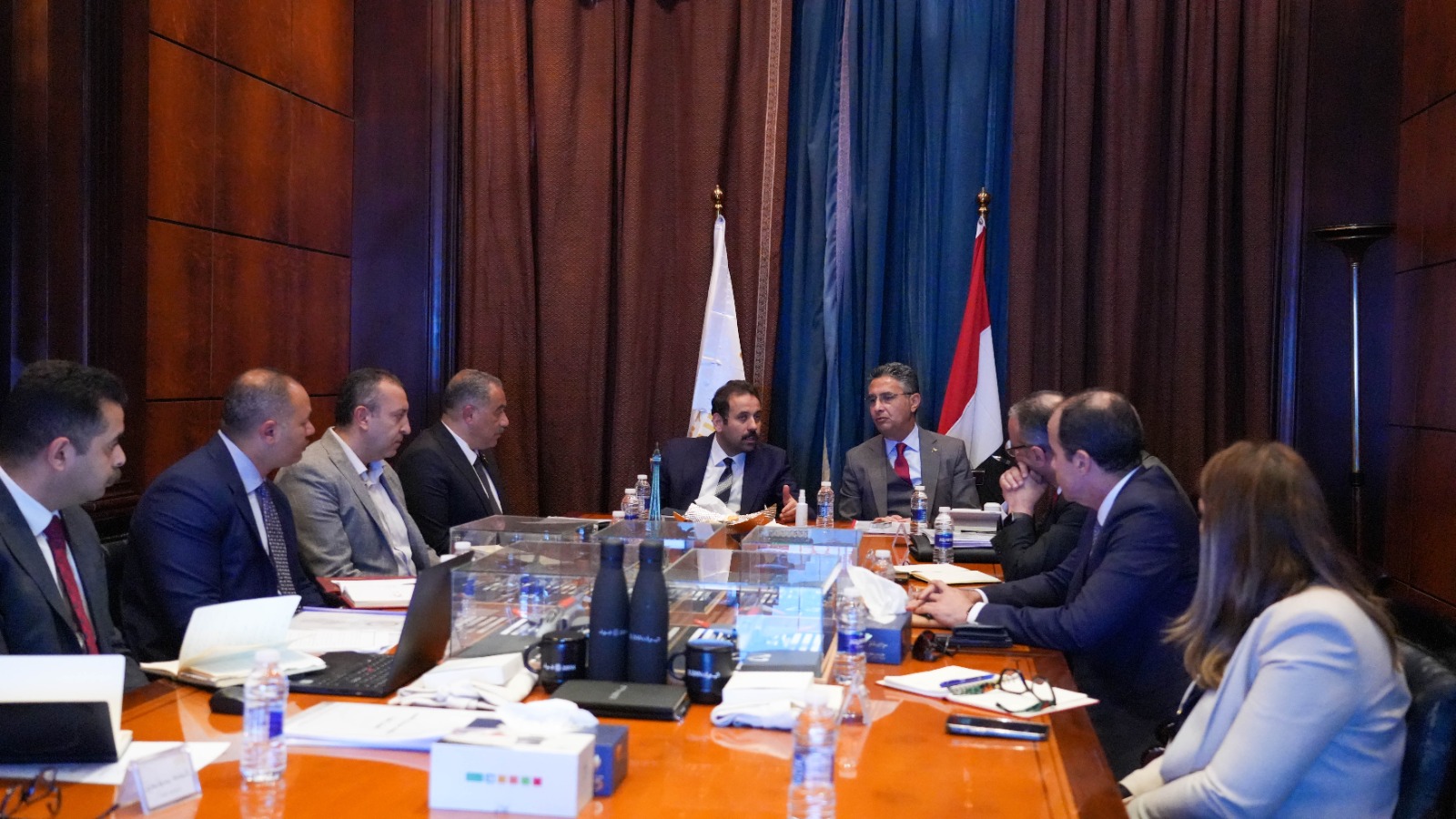جانب من لقاء وزير التموين جانب من لقاء وزير التموين