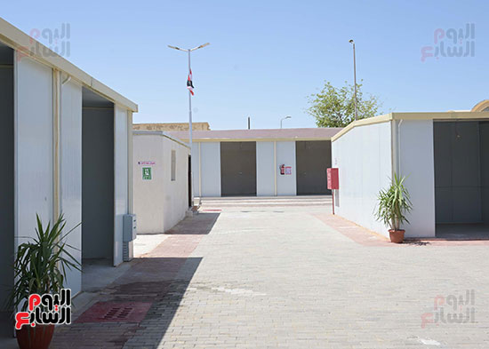جولة رئيس الوزراء فى السوق الحضارى (2)
