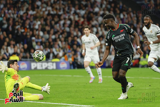 ساكا يحرز الهدف فى شباك ريال مدريد ساكا يحرز الهدف فى شباك ريال مدريد