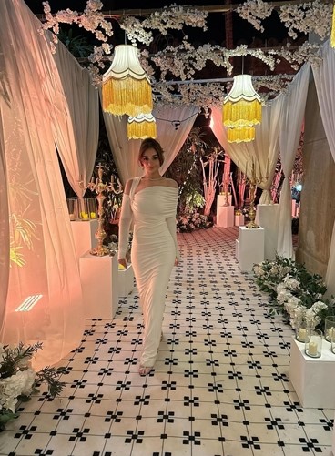 ملك زاهر فى حفل عقد قران شقيقتها