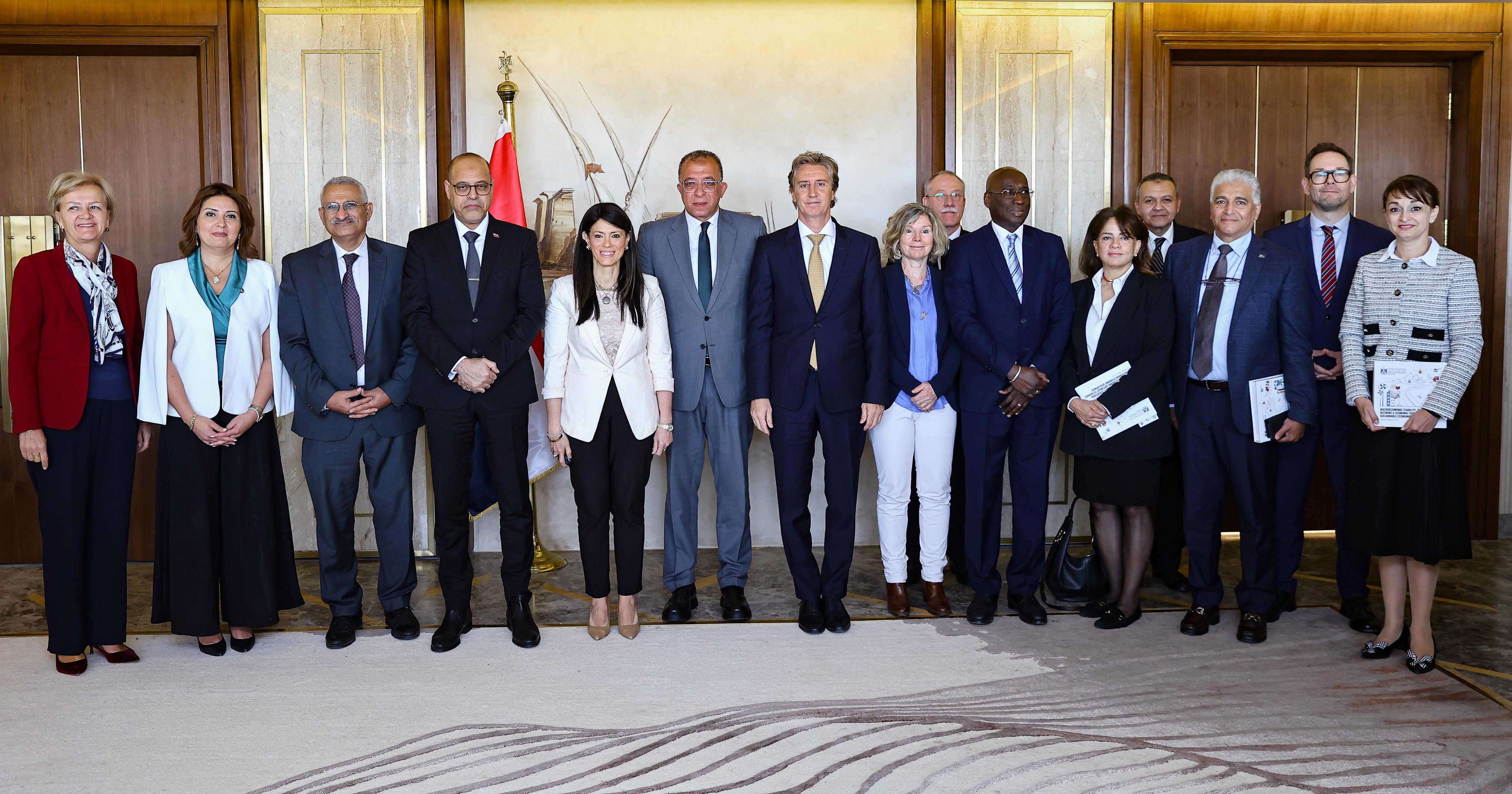 48ec67c6-eb93-44d4-816f-42c66735a2c4