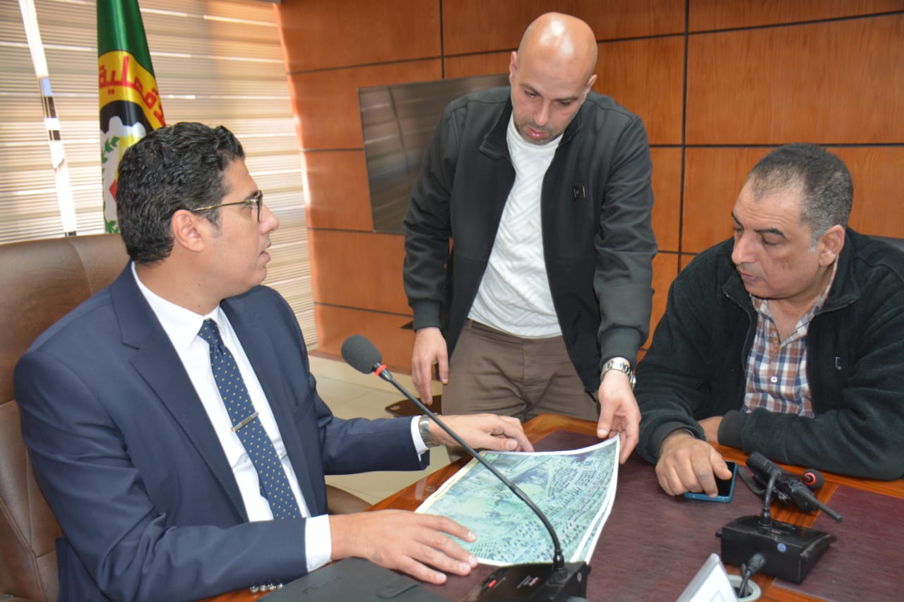 جانب من الاجتماع (4)