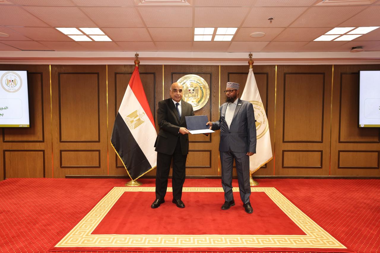 وزير العدل يكرم القضاة الصوماليين 4