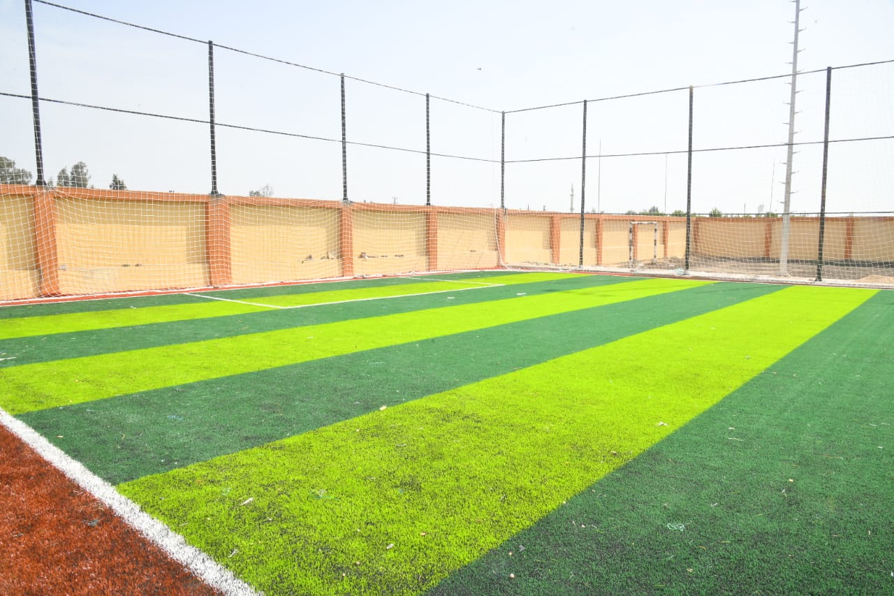 ملعب مركز الشباب