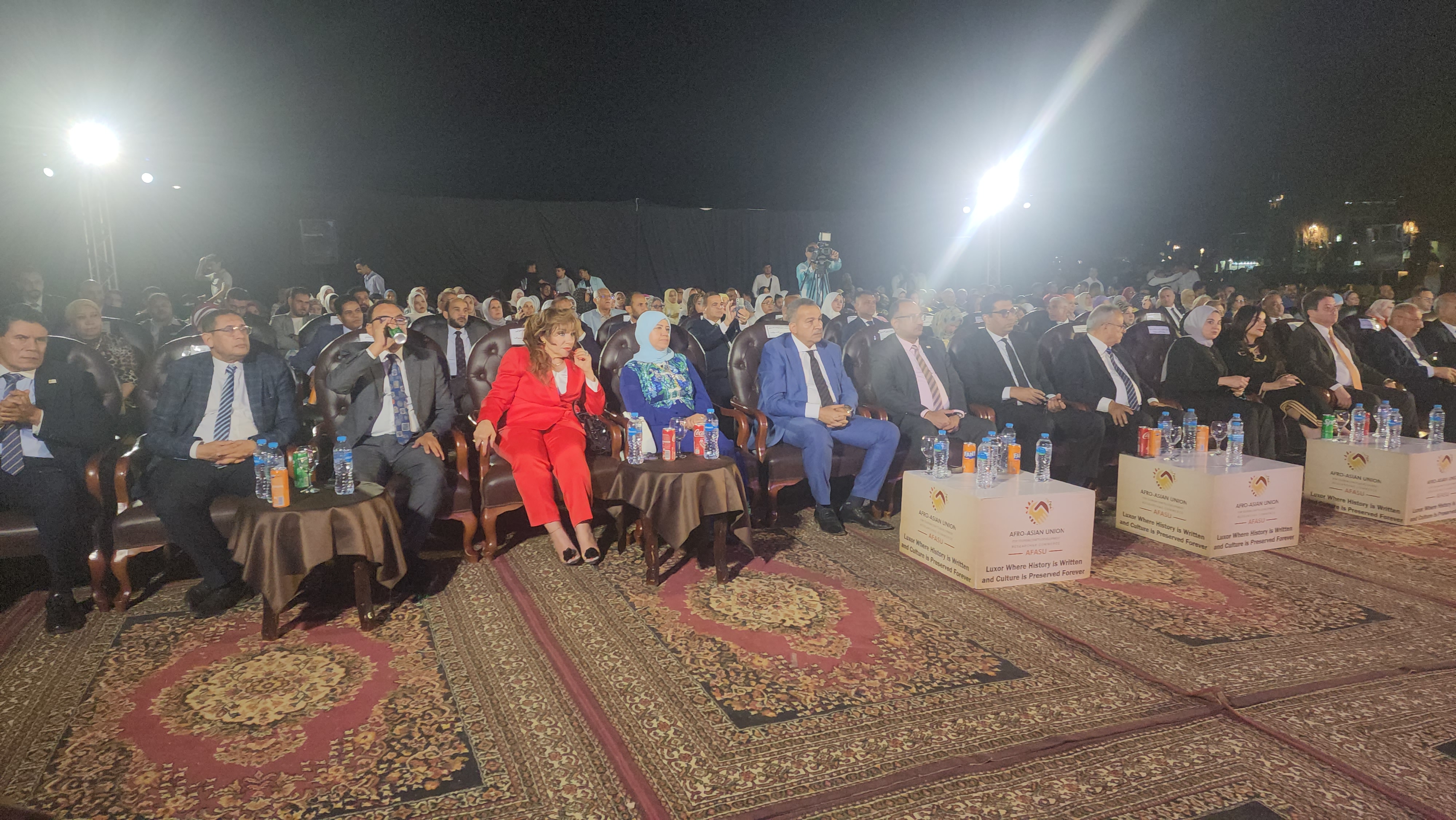جانب من الاحتفالية جانب من الاحتفالية