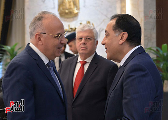 مجلس الوزراء  (11)