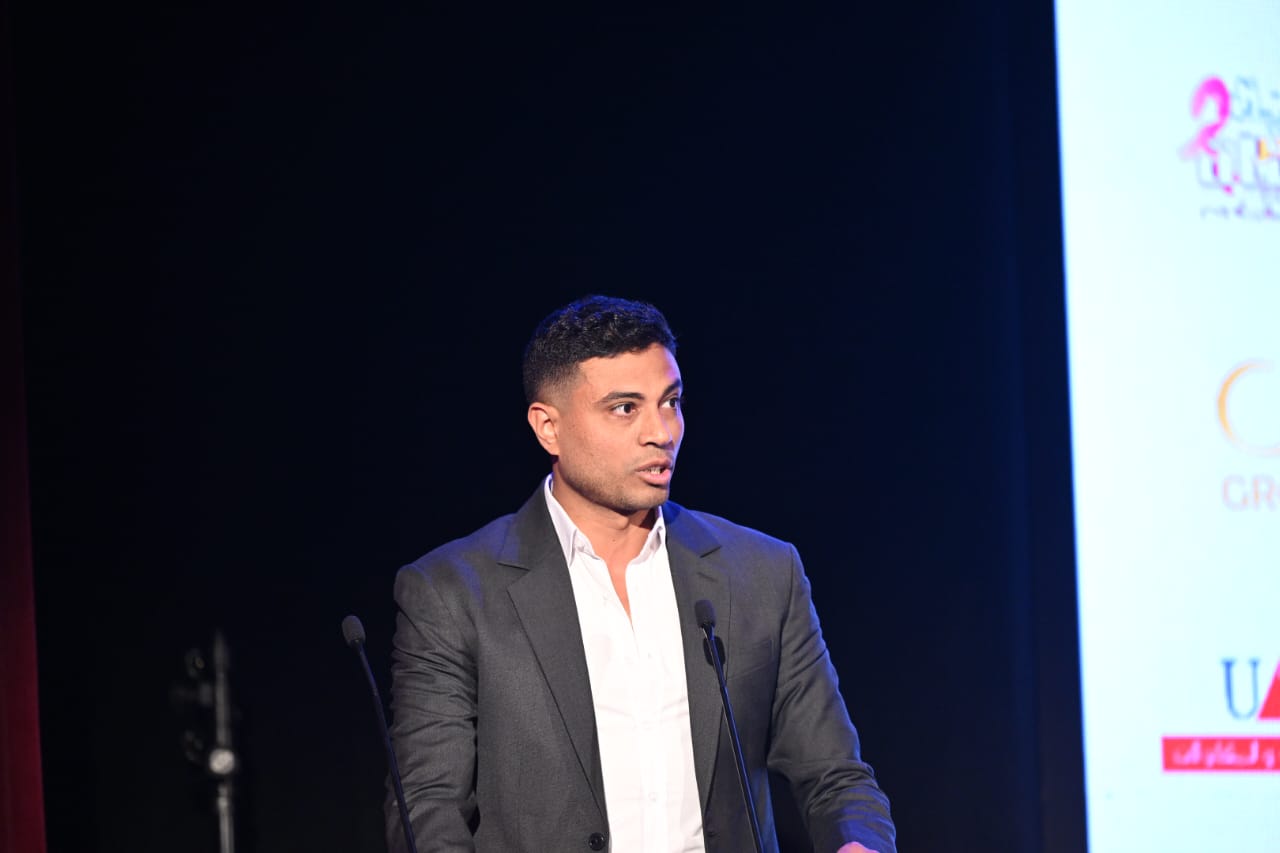 الفنان احمد ماجد