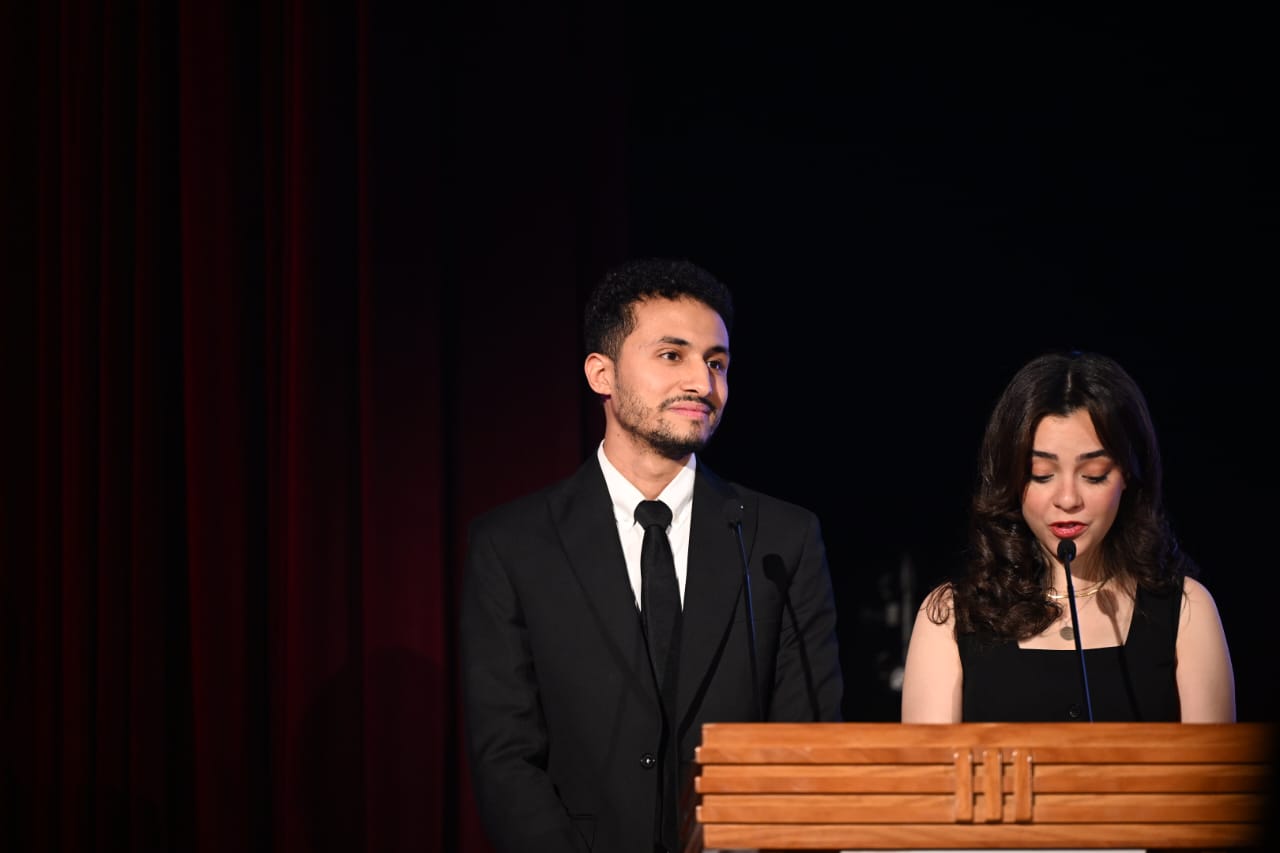 الفنان مصطفي عماد