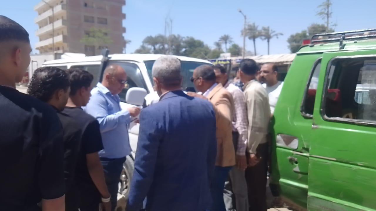 جملة مركز الصف ينظم حملة لمتابعة تطبيق التعريفة الجديدة والتفتيش على المحال لضبط الأسعار جملة مركز الصف ينظم حملة لمتابعة تطبيق التعريفة الجديدة والتفتيش على المحال لضبط الأسعار