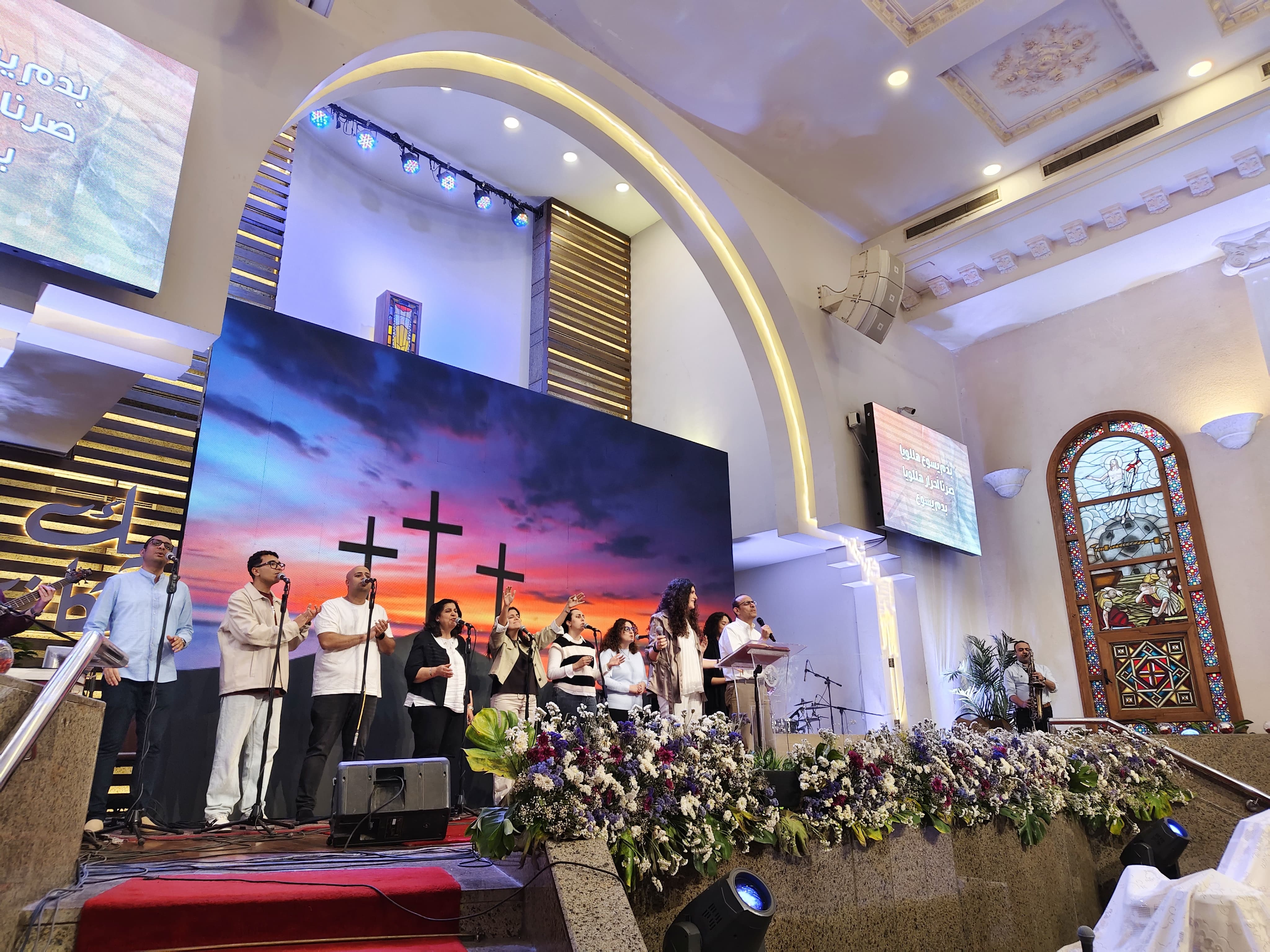 فريق الكورال بالكنيسة