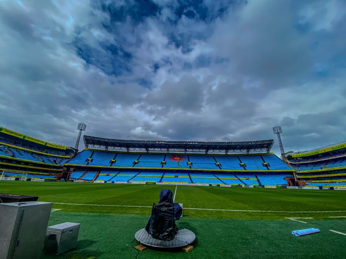 ملعب صن داونز والأهلى