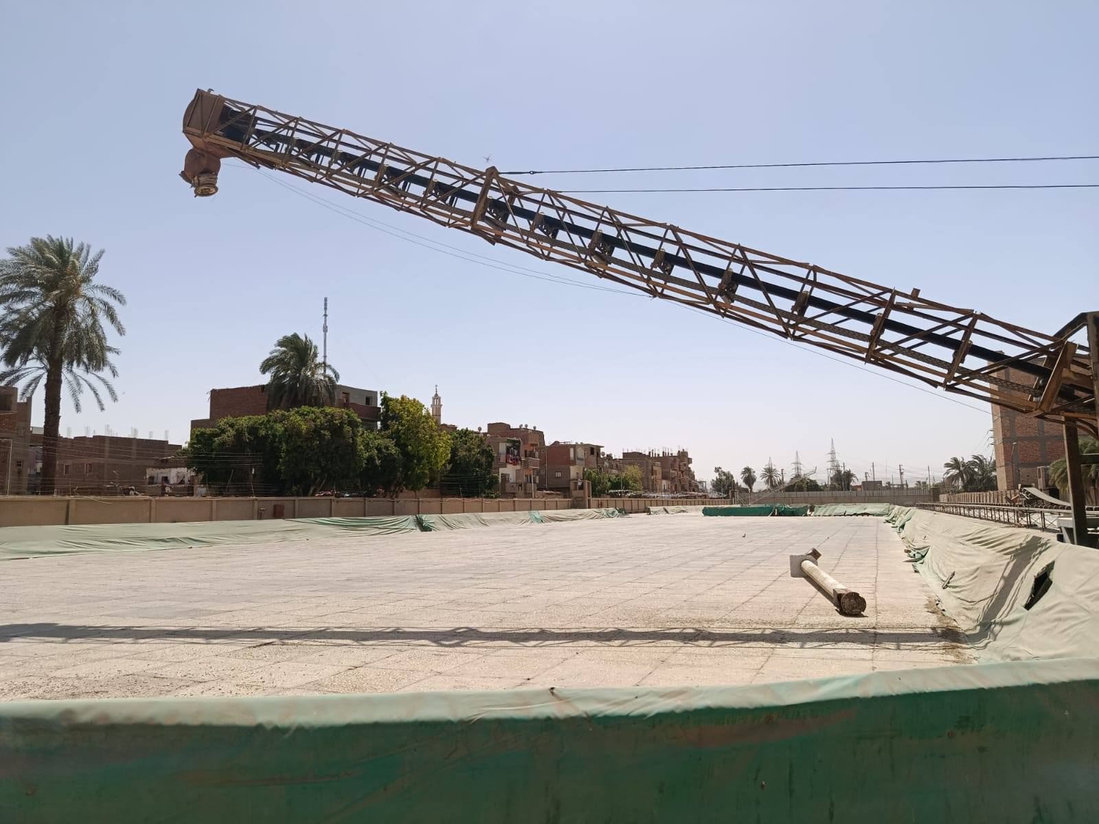 تجهيز الشون والصوامع لبدء موسم حصاد وتوريد القمح بالأقصر تجهيز الشون والصوامع لبدء موسم حصاد وتوريد القمح بالأقصر