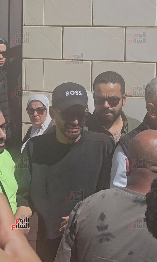 101931-بكاء-حمدي-الميرغني1111 101931-بكاء-حمدي-الميرغني1111