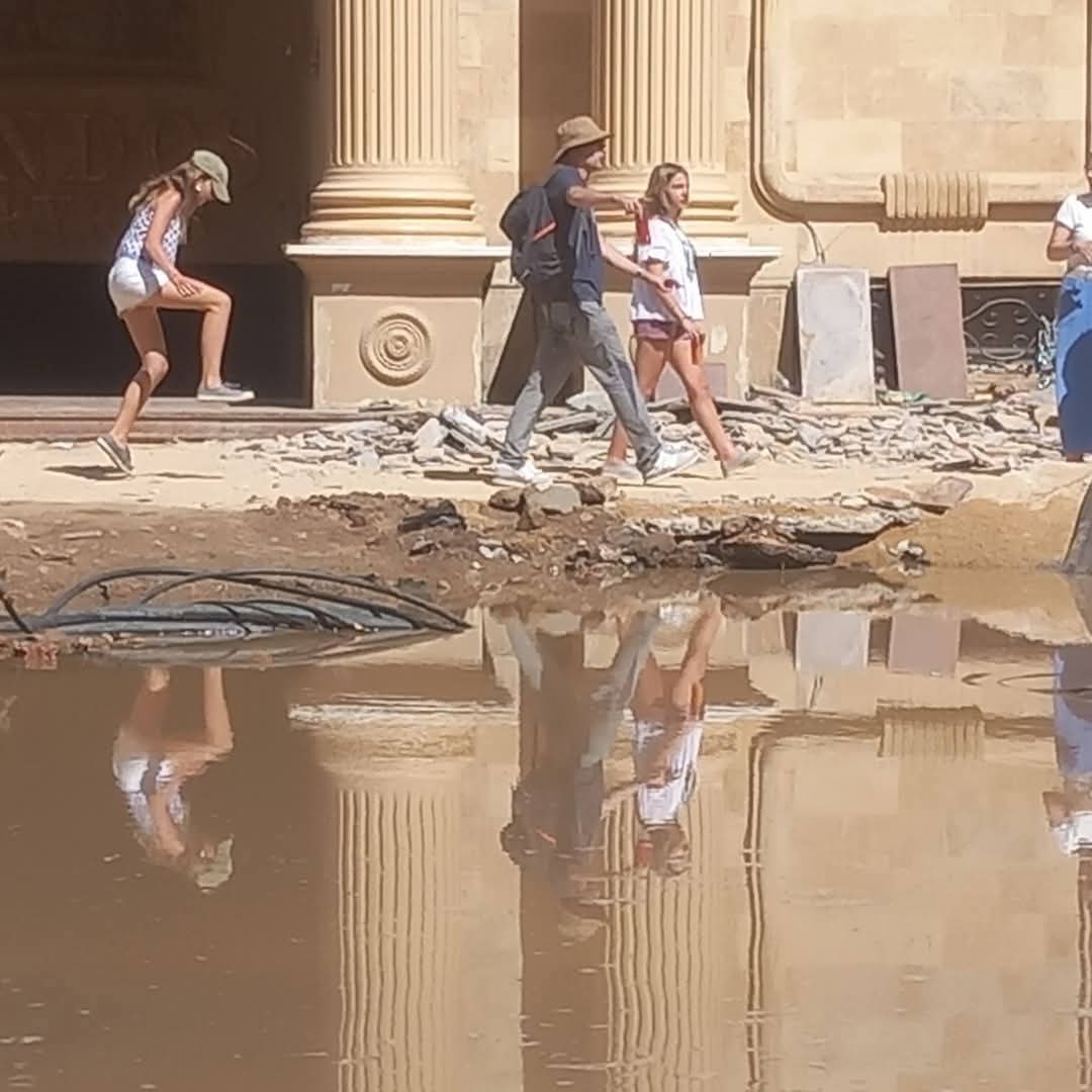 حركة السياحة بالطريق