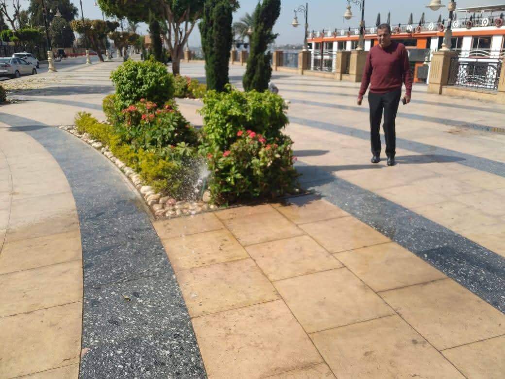 رئيس مدينة الأقصر يتفقد أعمال تطوير كورنيش النيل رئيس مدينة الأقصر يتفقد أعمال تطوير كورنيش النيل