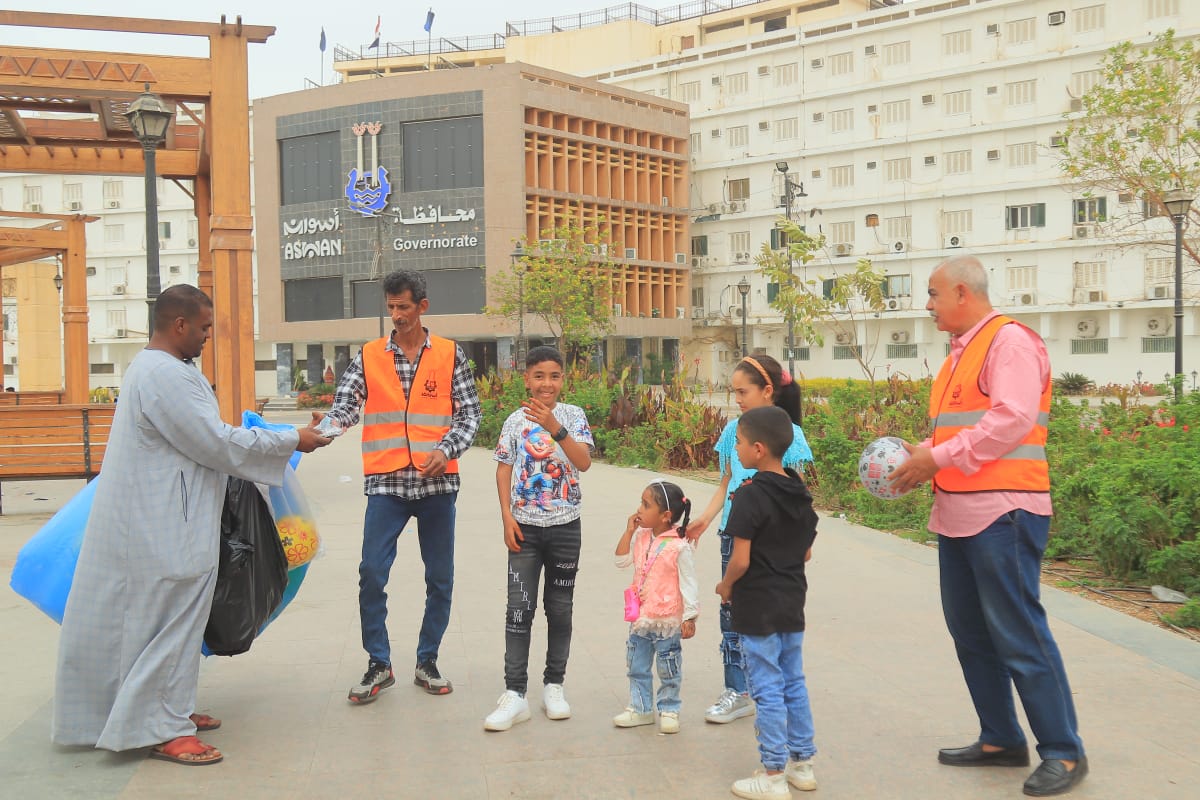 الأطفال فى العيد الأطفال فى العيد