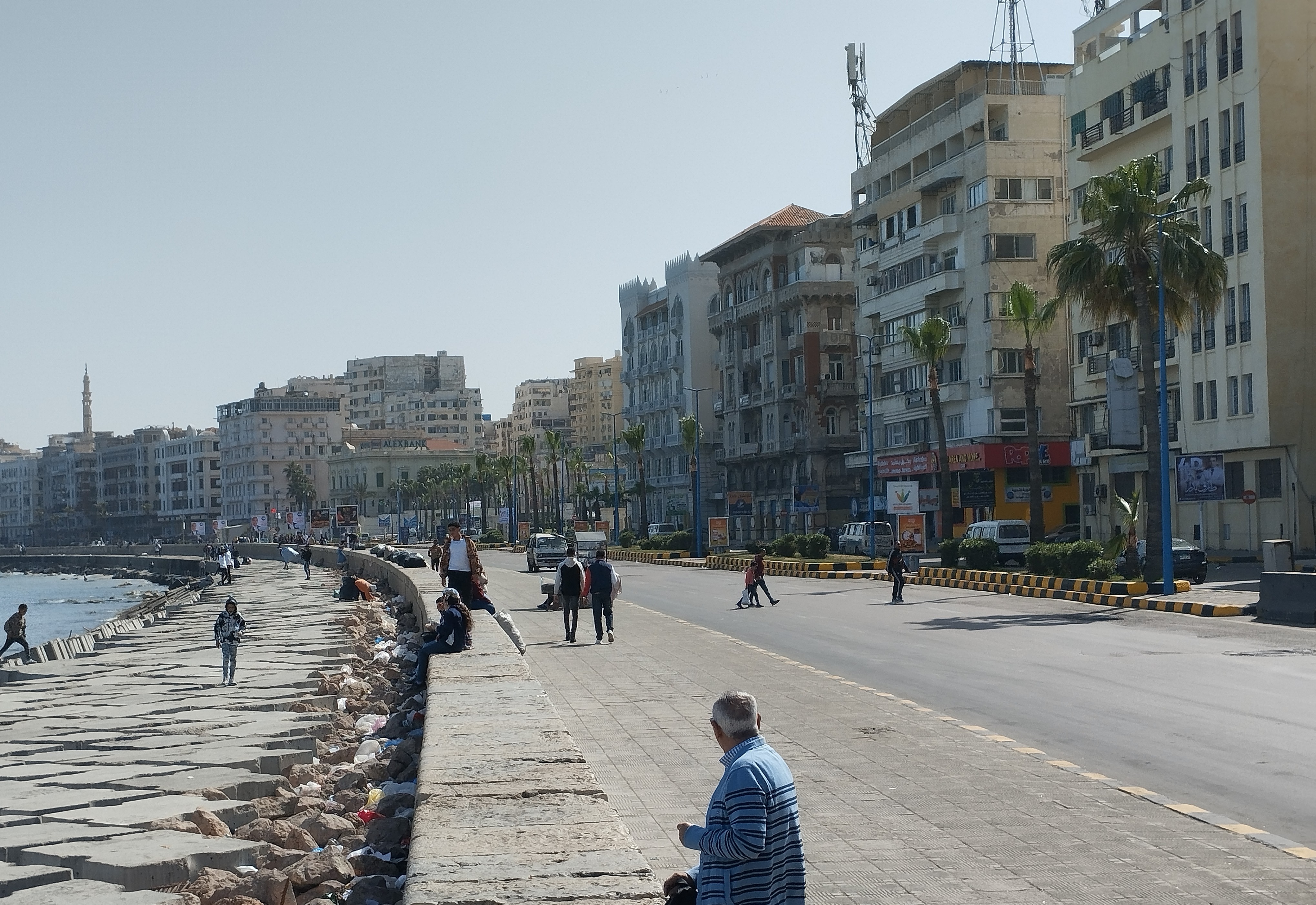 درجات الحراره ثالث ايام عيد الفطر بالإسكندرية درجات الحراره ثالث ايام عيد الفطر بالإسكندرية
