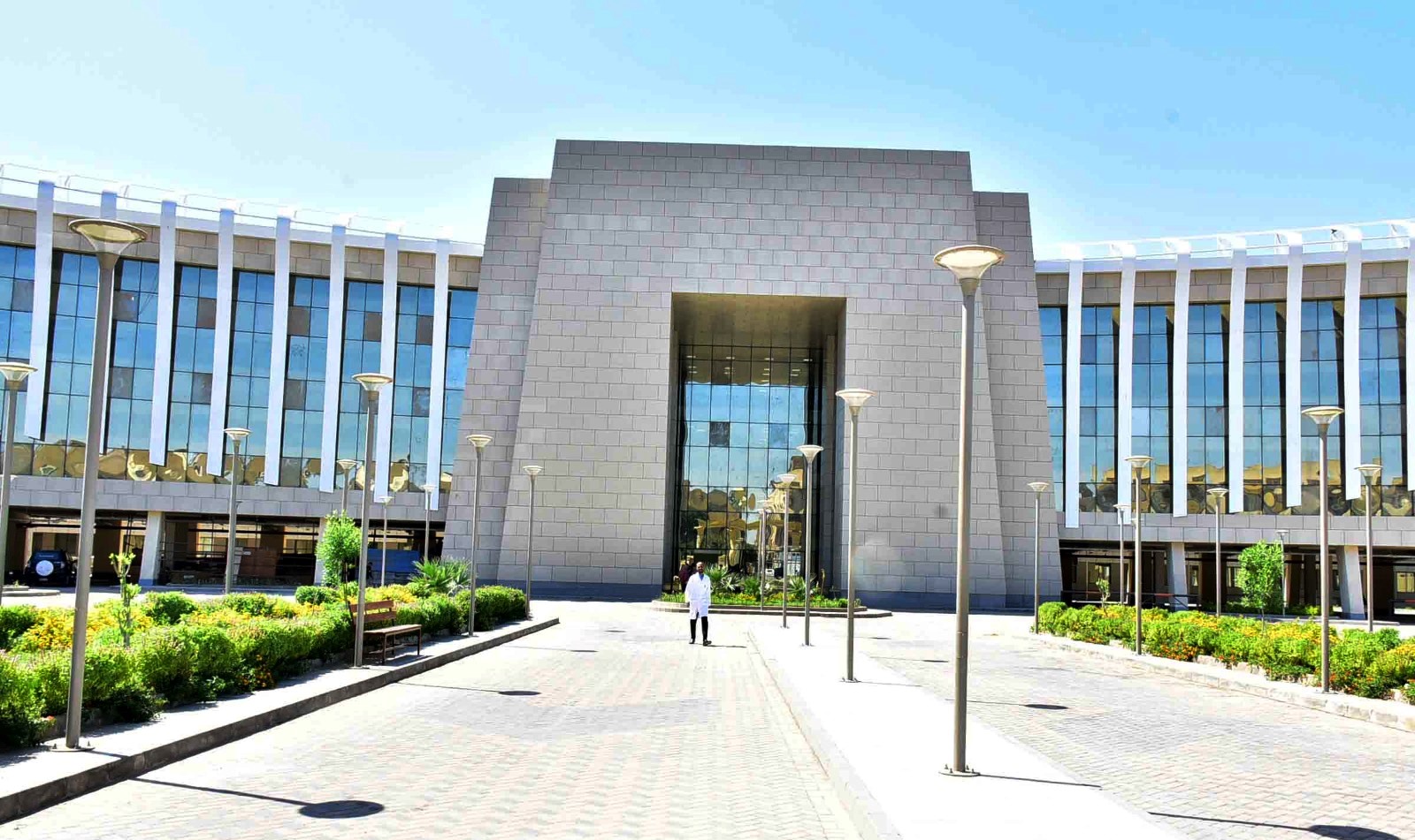 الرعاية الصحية توفر خدمات عبر 6 مستشفيات