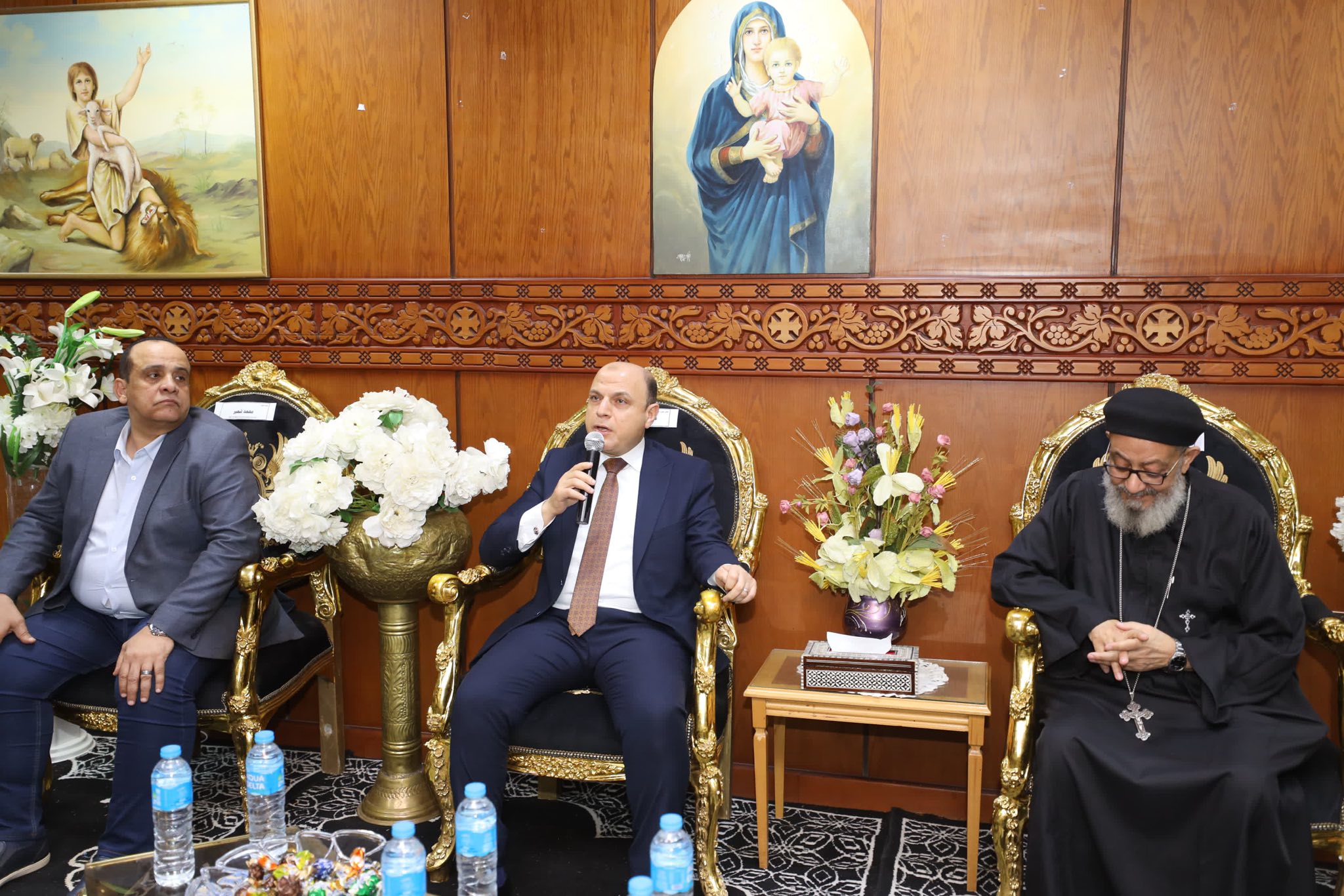 محافظ كفر الشيخ يهنئ الاقباط بكنيسة مار جرجس محافظ كفر الشيخ يهنئ الاقباط بكنيسة مار جرجس