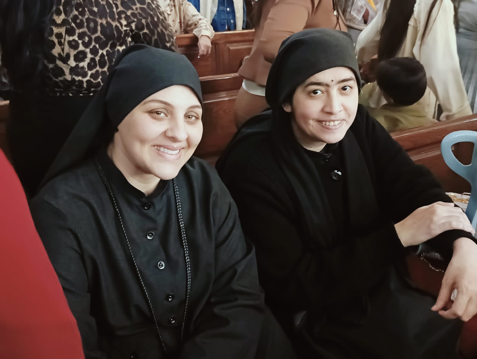 الحضور بالكنيسة الحضور بالكنيسة