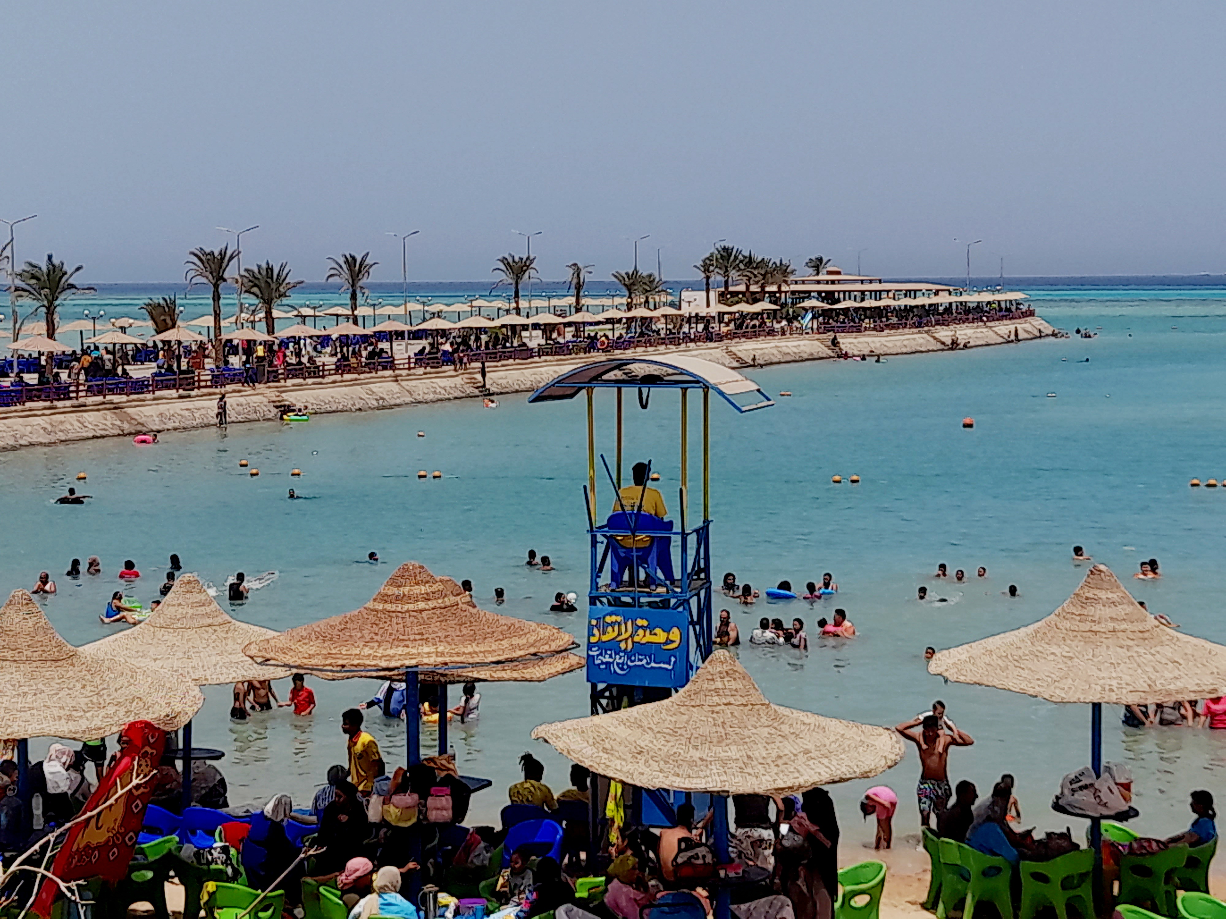 رجال الإنقاذ بالغردقة 