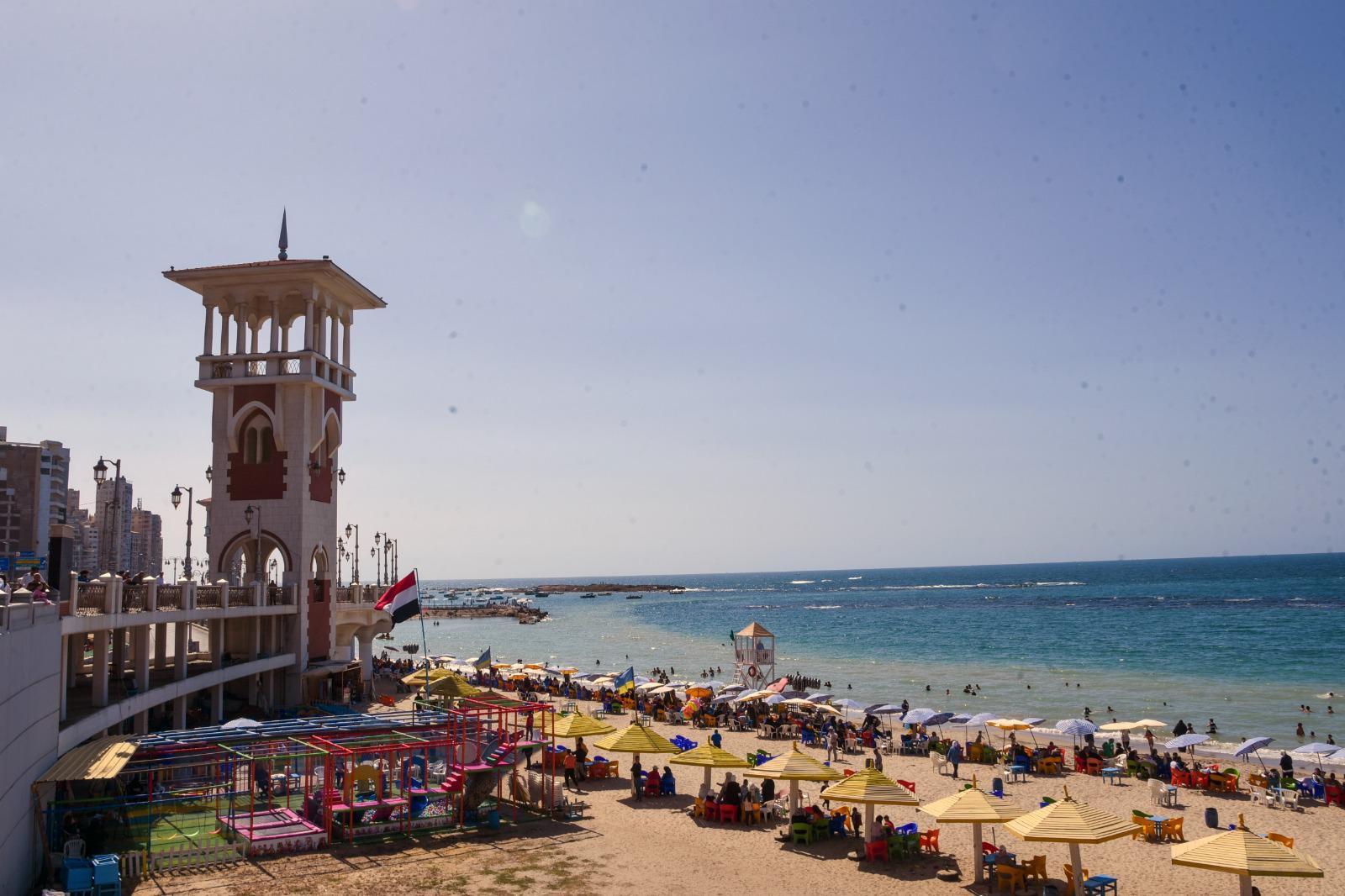 شواطىء الاسكندرية