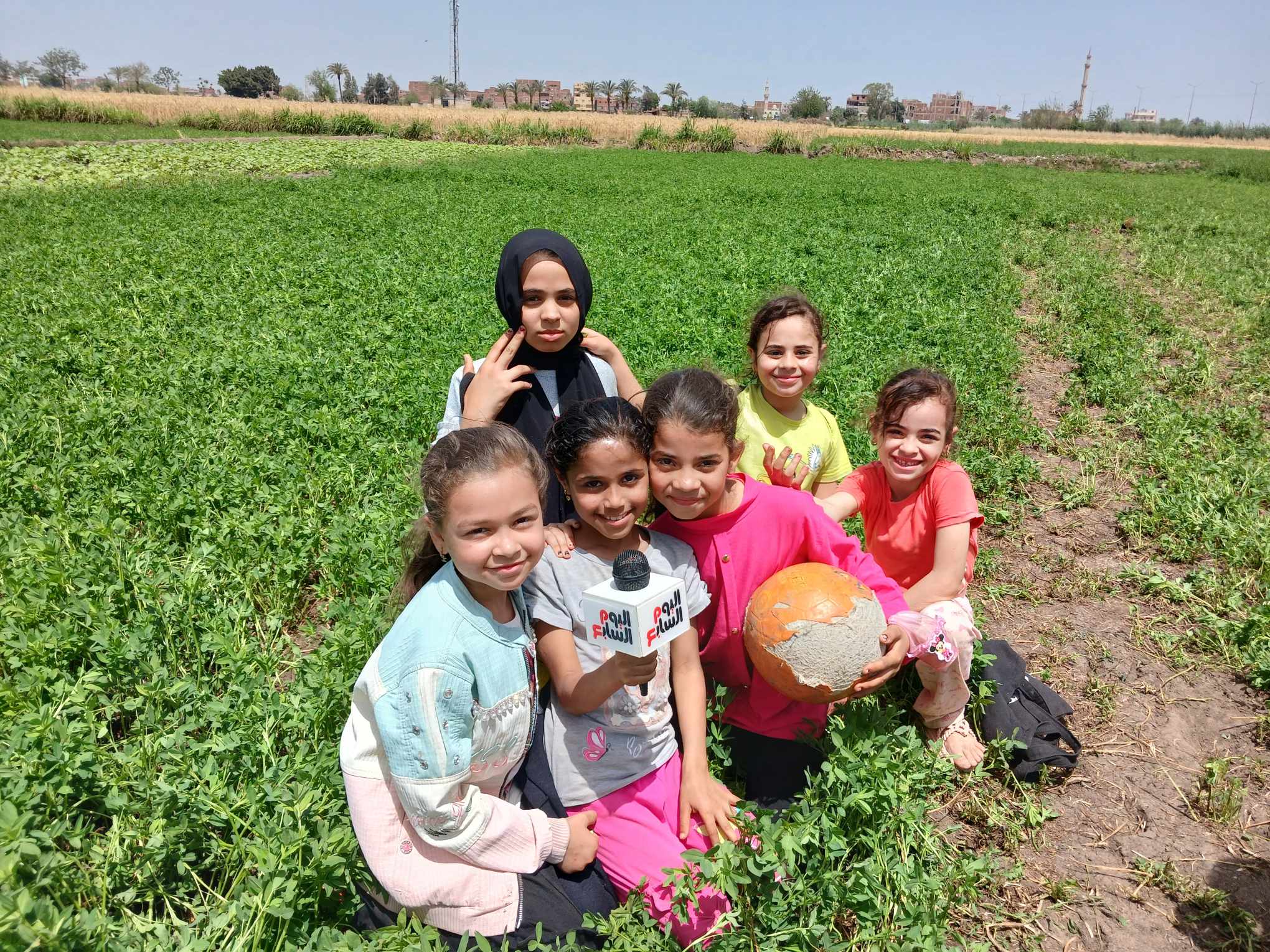 البسمة على وجوه الاطفال