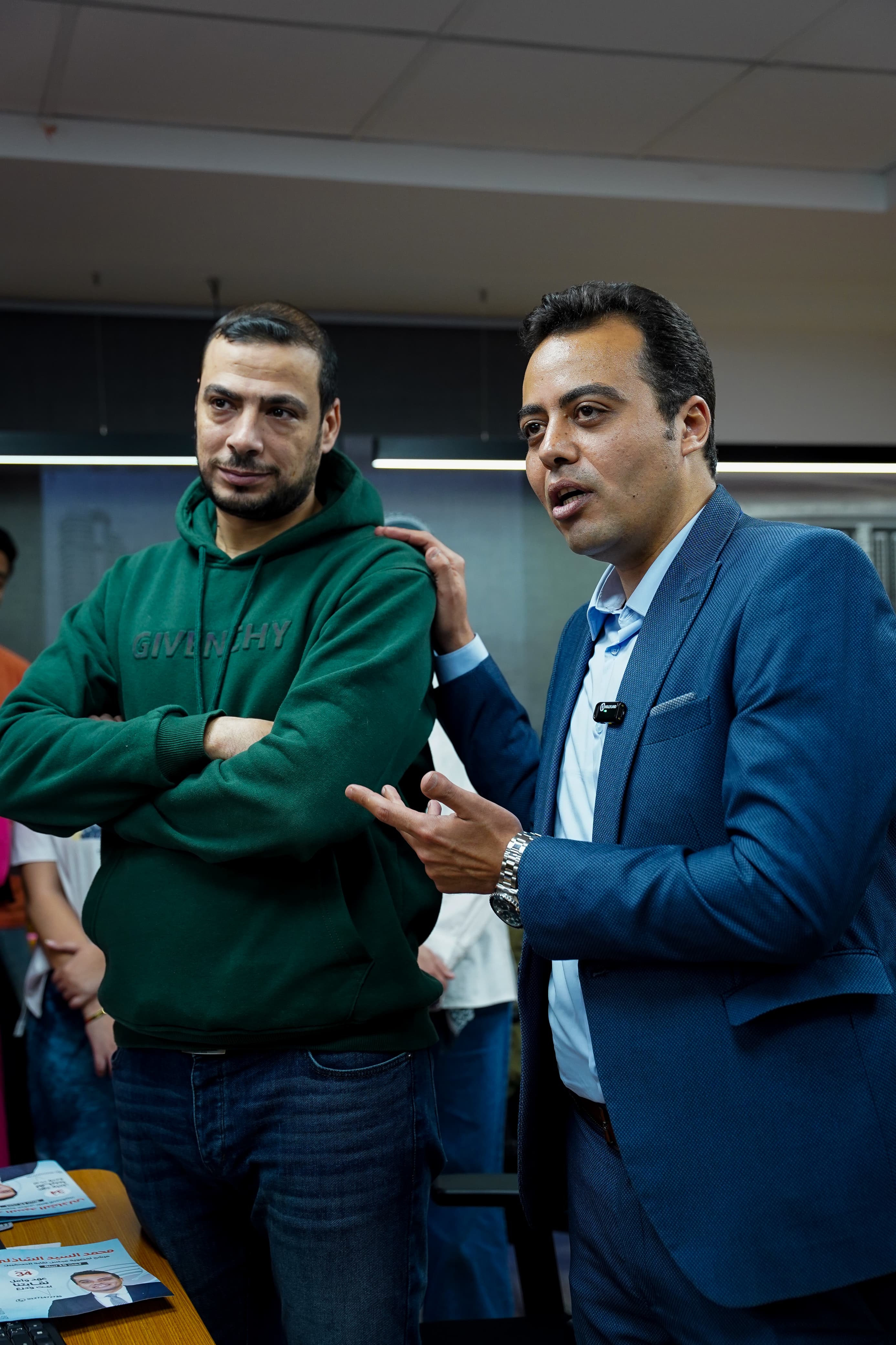 محمد السيد الشاذلى في جولة بموقع  إيجي إن (4)