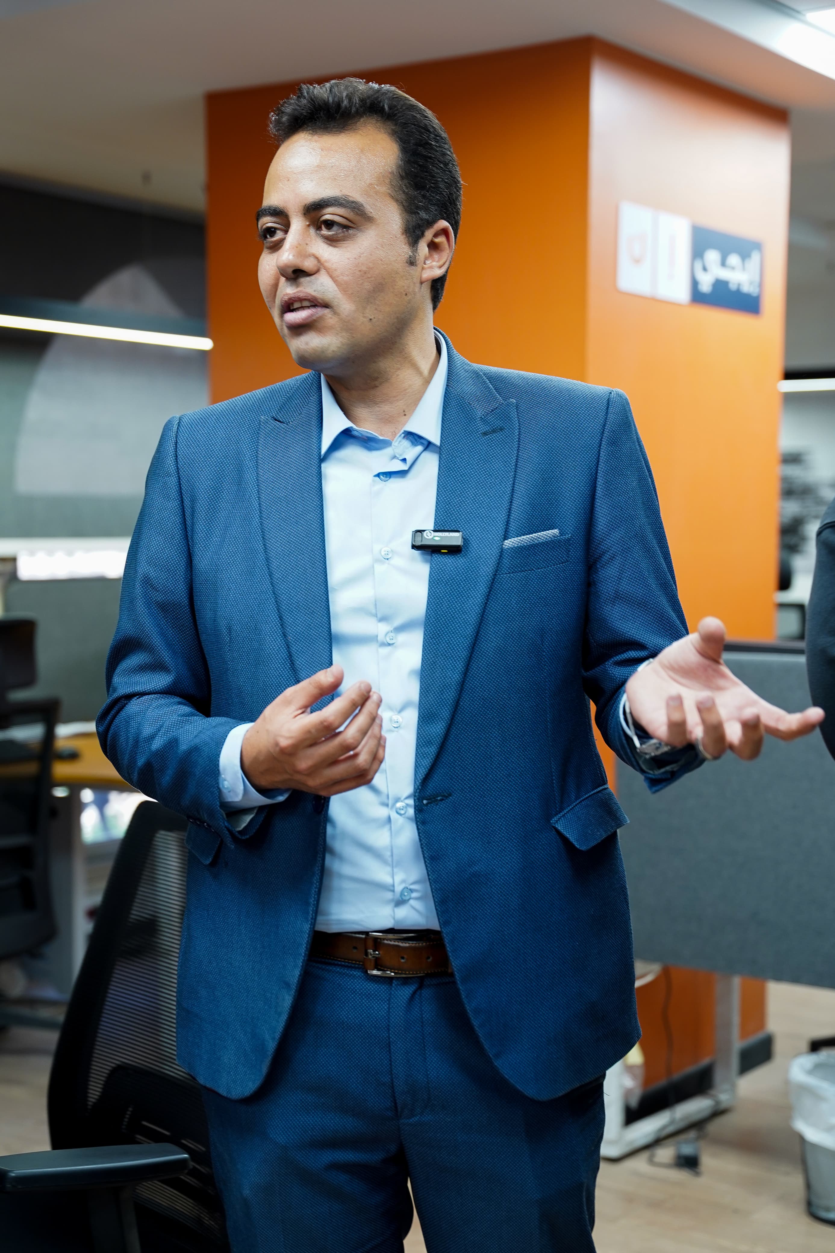 محمد السيد الشاذلى في جولة بموقع  إيجي إن (10)