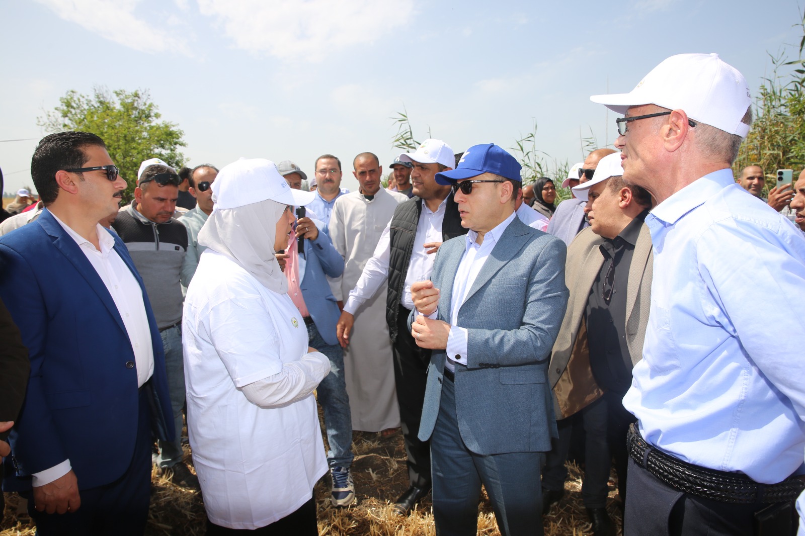 محافظ كفر الشيخ خلال الجولة التفقدية محافظ كفر الشيخ خلال الجولة التفقدية