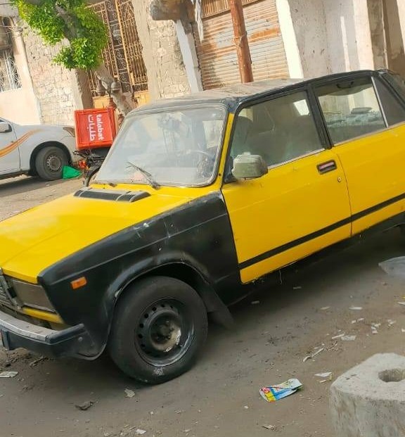 تهشم سيارة تاكسي في الإسكندرية