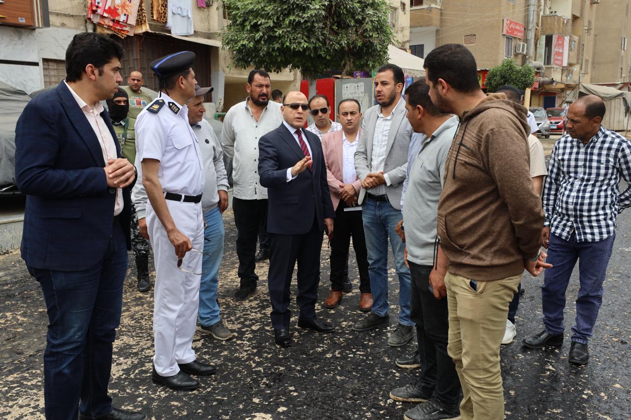 محافظ كفر الشيخ يتابع أعمال الرصف