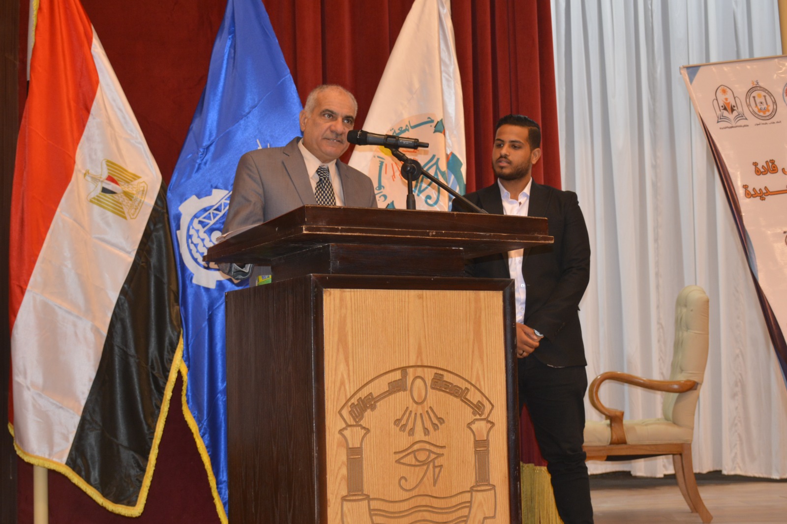 كلمة رئيس جامعة أسوان