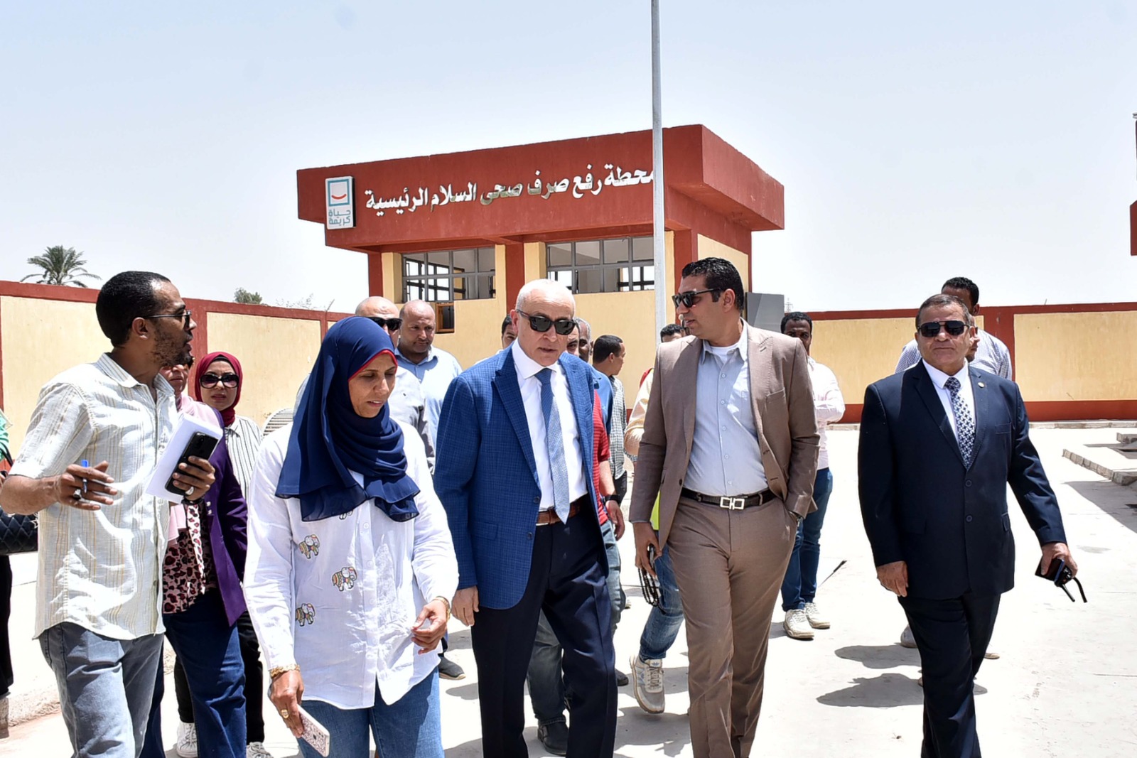 جولة بمشروع صرف صحى السلام بتكلفة 204 مليون جنيه