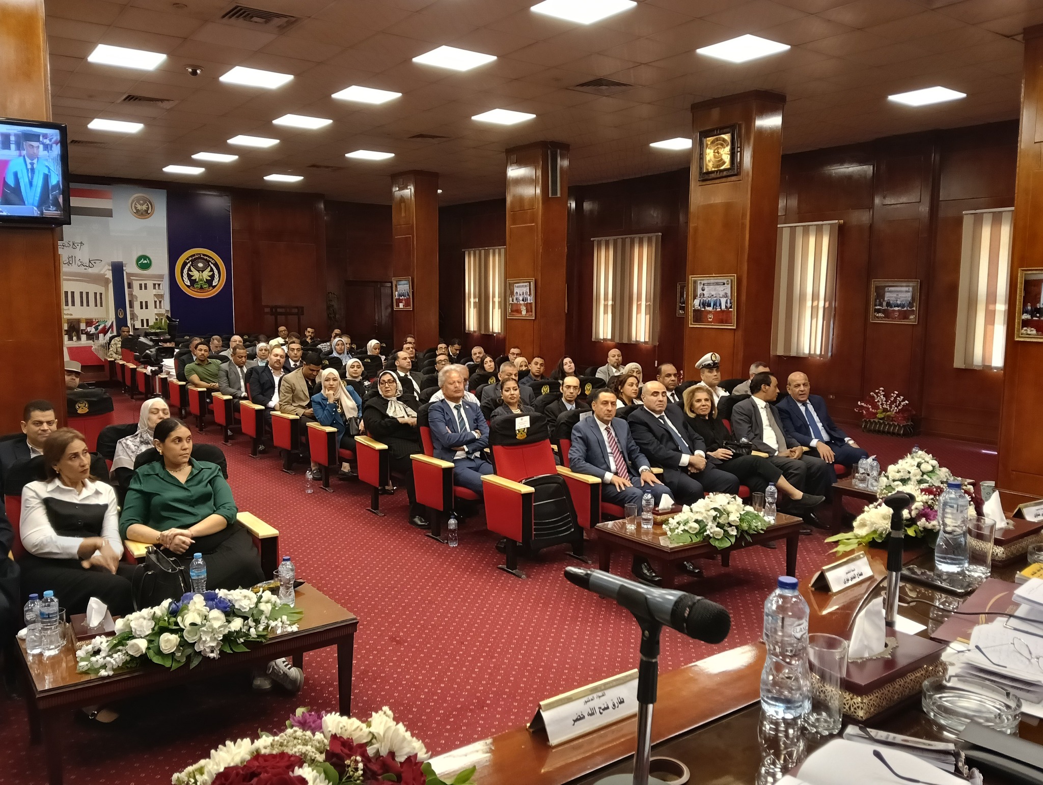 جانب من مناقشة رسالة الدكتوراه للعقيد تامر عبدالمنعم بأكاديمية الشرطة (11)