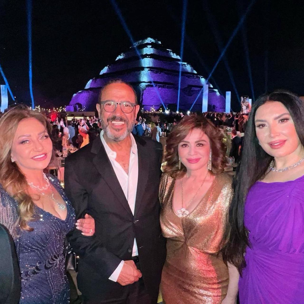 الهام شاهين واشرف عبد الباقى وليلى علوى وعبير صبري الهام شاهين واشرف عبد الباقى وليلى علوى وعبير صبري