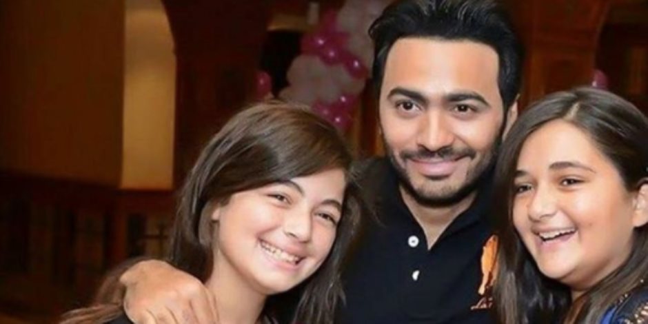 تامر حسنى مع ليلى وملك احمد زاهر تامر حسنى مع ليلى وملك احمد زاهر
