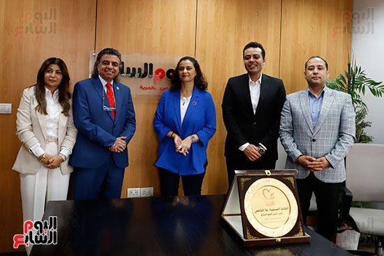 مبادرة إنتى الأهم تكرم الكاتبة الصحفية علا الشافعي مبادرة إنتى الأهم تكرم الكاتبة الصحفية علا الشافعي