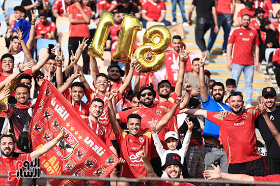 الجمهور يساند الأهلى أمام صن داونز الجمهور يساند الأهلى أمام صن داونز