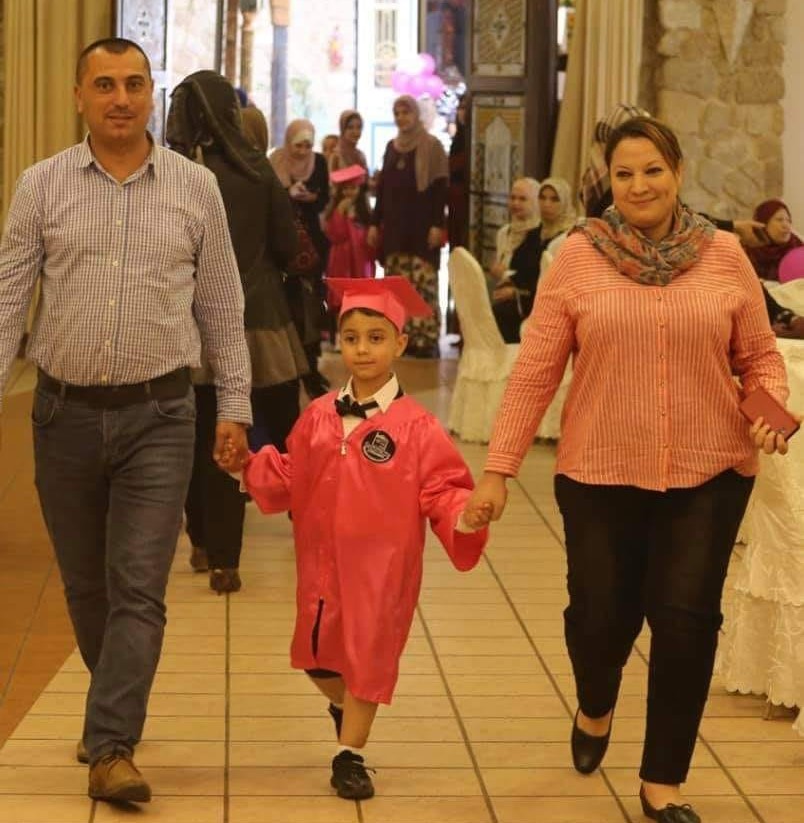 بيسان أبو جياب وزوجها وطفلها الشهيد