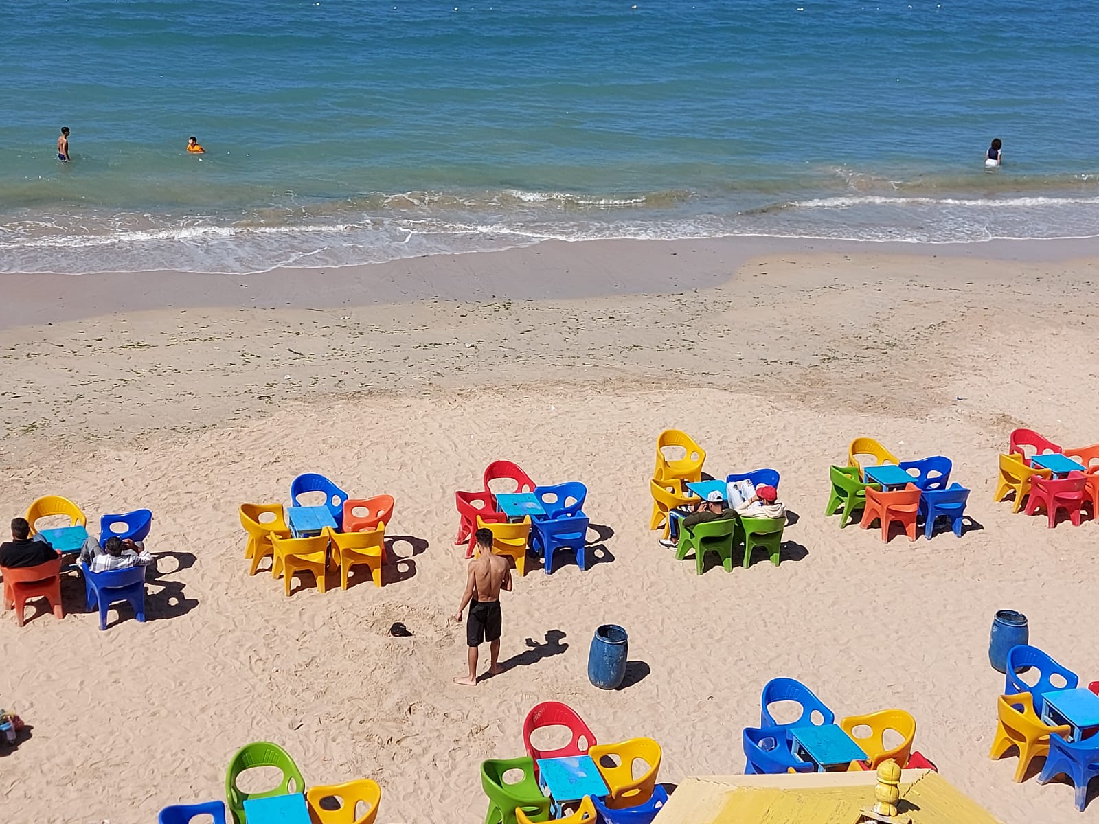 التجهيزات على الشواطئ